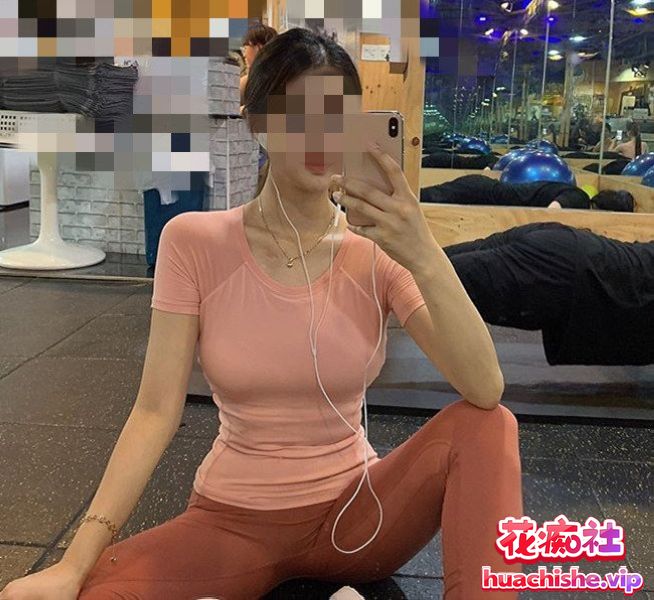 曾火爆全网早期探花91大神sweattt完整1~3部精彩截图04