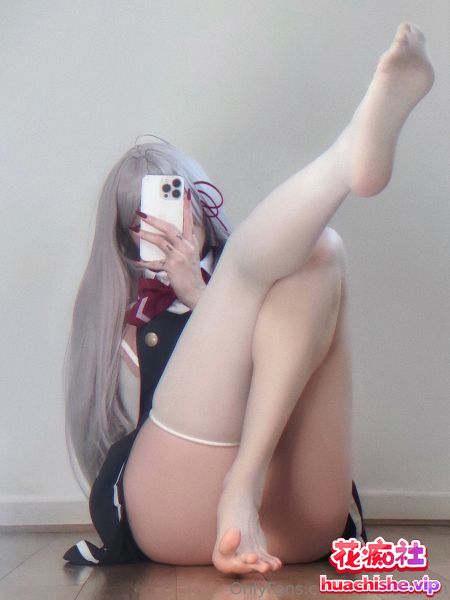 Onlyfans二次元少女Lunara Fawn精彩截图11