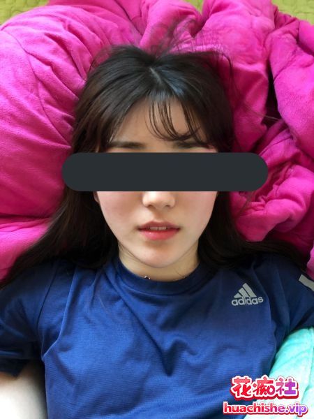 泄密 完美身材女神大学生与男友的欢乐记录精彩截图05