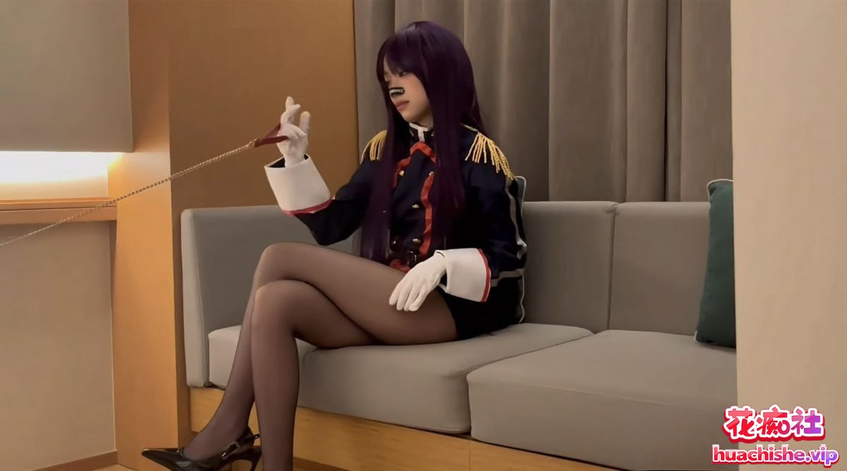 推特极品一线天粉穴反差婊 创可贴贴 视频精彩截图01