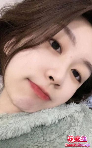 00后女大 杨小萌 和男友分手后性爱视频精彩截图05
