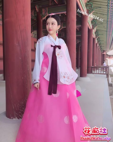 原档泄密 某经贸学院lixueya高冷女神 美艳御姐精彩截图03