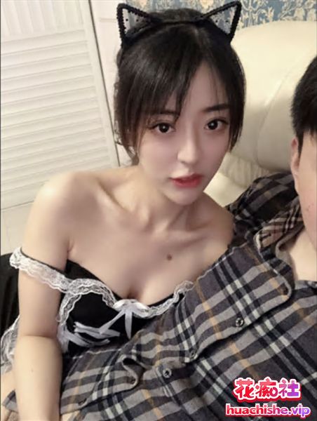 河北绝色美女金诗媛与男友性爱自拍精彩截图08