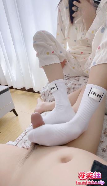 海角大神 长腿女儿丽丽 乱伦精彩截图13