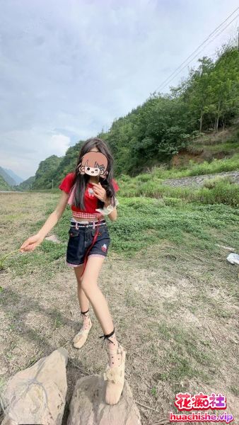 海角大神 长腿女儿丽丽 乱伦精彩截图17