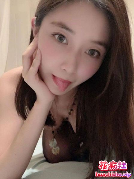 00后武汉幼师 王亚楠 和情人约炮被开发成母狗精彩截图08