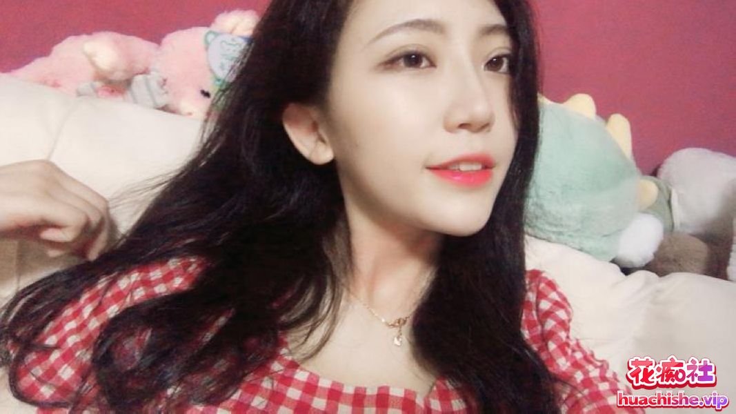 福利姬 恶犬 57套写真视频精彩截图04