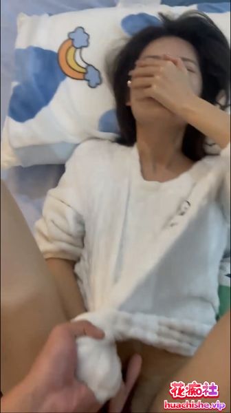 泄密 花臂男与小女友自拍泄密精彩截图02