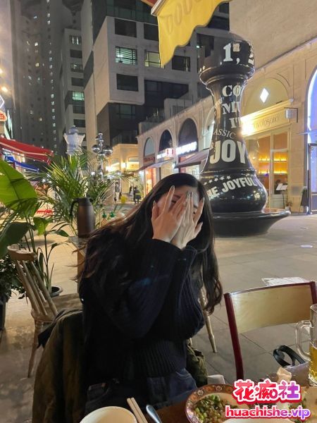 01年气质美女金英子与老公酒店性爱视频精彩截图06