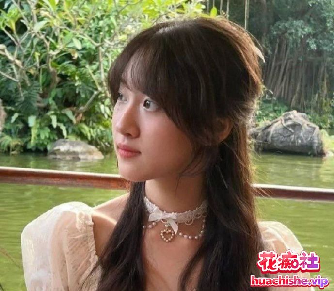 香港圣母书院女子中学女高私拍流出精彩截图05