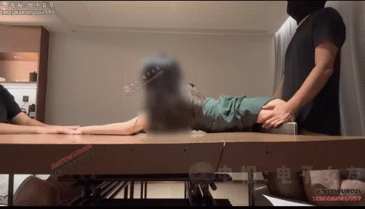 极品NTR绿帽夫妻ROSEWU视频精彩截图07