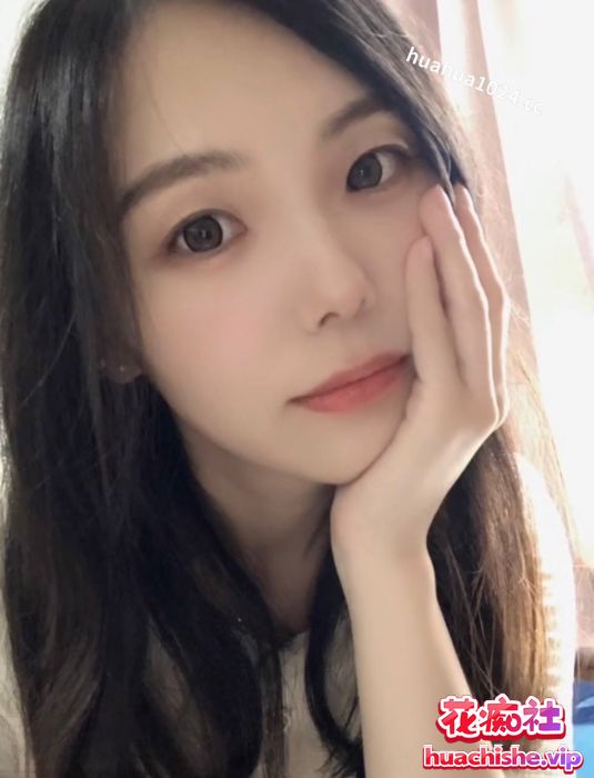 两位极品女大原档泄密精彩截图02