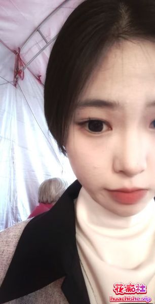 2025年三位女学霸裸贷视频泄密精彩截图05