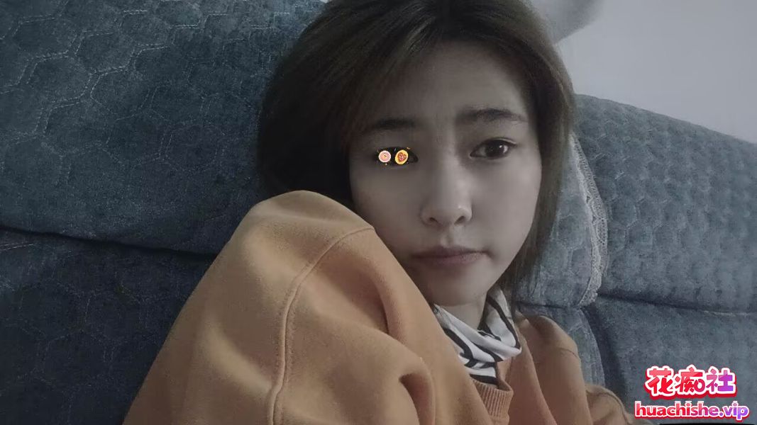 2025年三位女学霸裸贷视频泄密精彩截图07