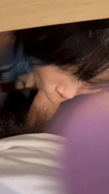 夕暮大尺度喝尿露出口交啪啪视频精彩截图01