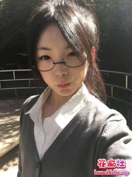 泄密 女大学生吕佳慧 被金主爸爸包养成小母狗精彩截图03