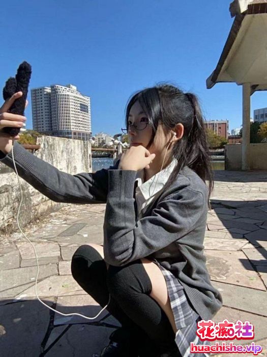 泄密 女大学生吕佳慧 被金主爸爸包养成小母狗精彩截图07