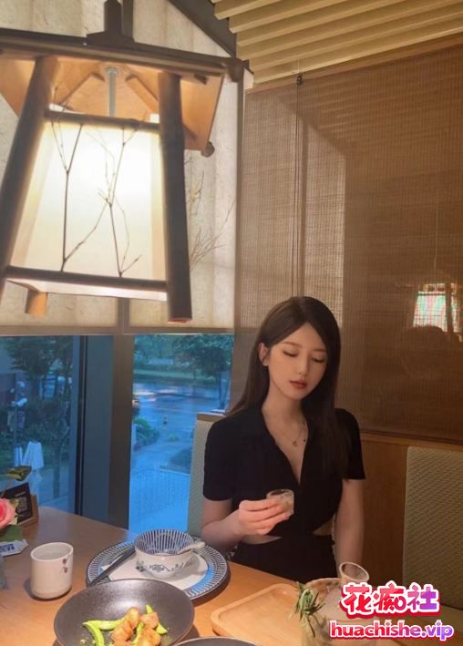 成都美人主播 高洁 被金主包养精彩截图08