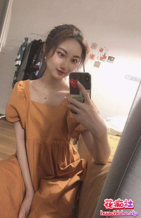 极品素人泄密 国内某高校美女huangjie等人精彩截图09