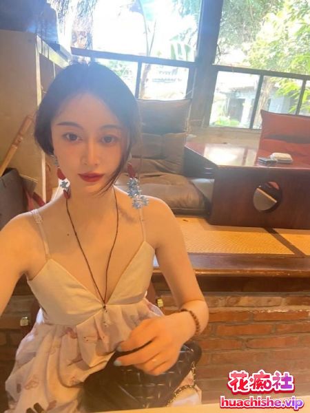 泄密 河北艺术职业学院极品校花王丽莎 偷情流出 [1v+111M]