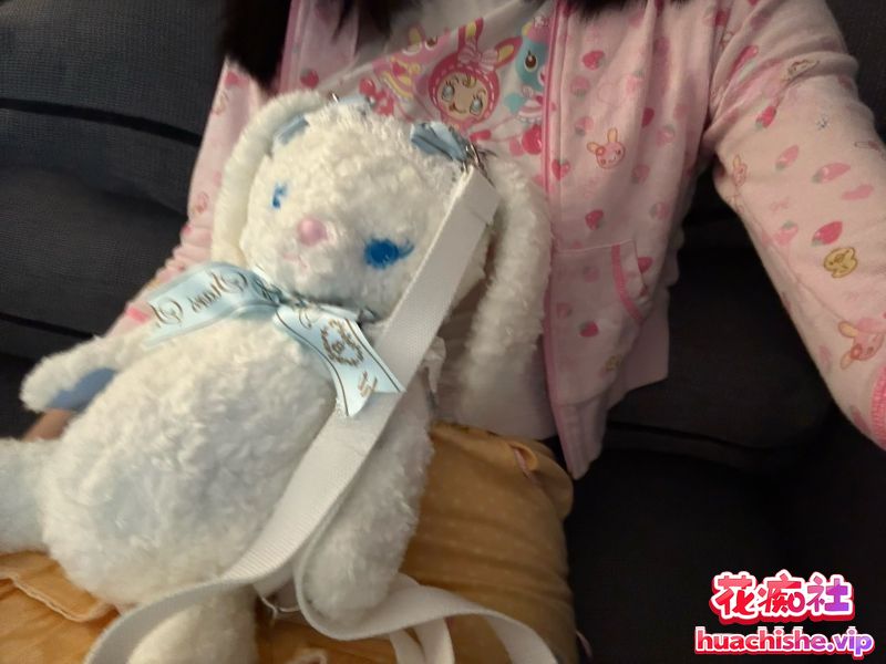 清纯萝莉萌妹 挽挽 粉嫩无毛小嫩逼精彩截图07