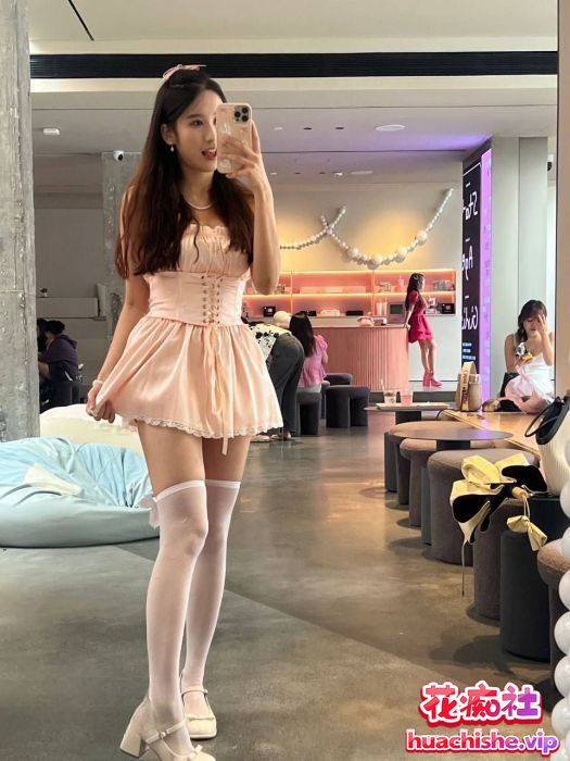 泄密 极品颜值大长腿舞蹈生与男友性爱啪啪精彩截图14