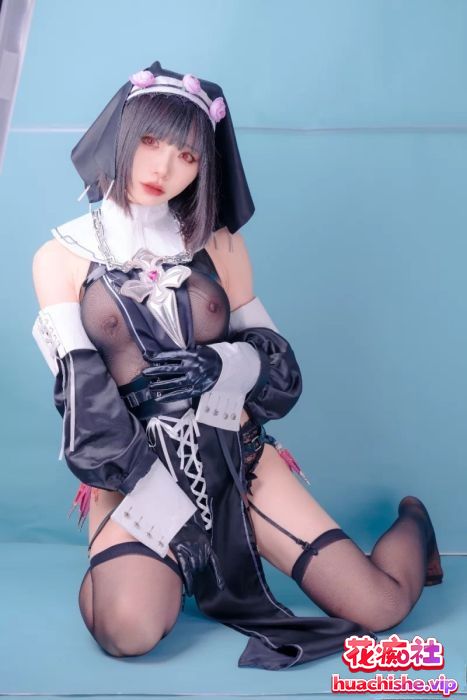 高质量Coser 草莓羽衣 视频精彩截图06