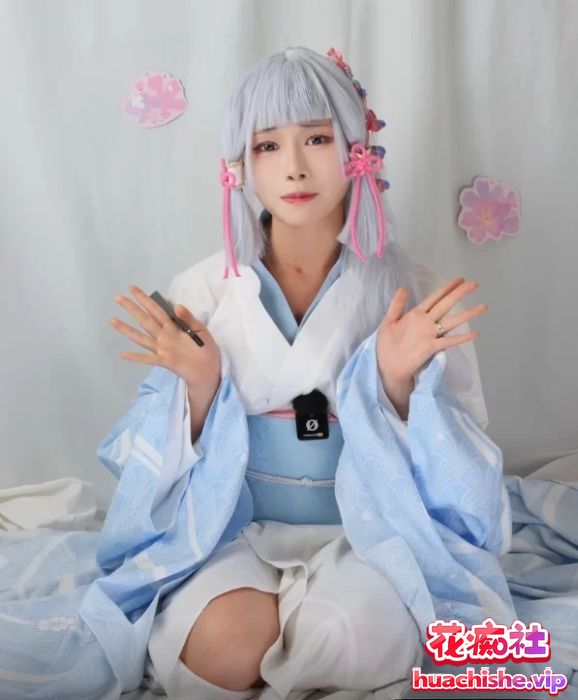 高质量Coser 草莓羽衣 视频精彩截图13