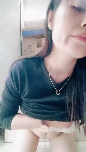 药店板娘 医布貳 上班偷播跳蛋狂震精彩截图05