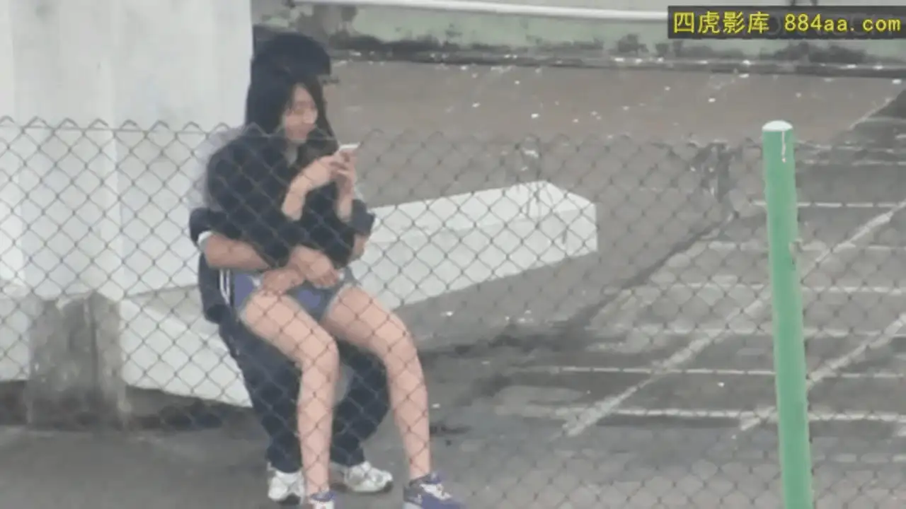 500+部各种直播走光+公共场所啪啪被偷拍小视频精彩截图06