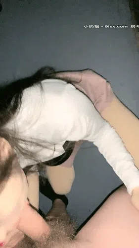 AVOVE 车震/电影院/浴场/KTV/户外厕所啪啪精彩截图04