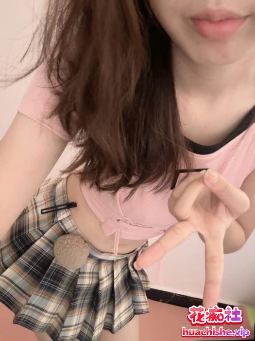 极品反差杭州气质母狗和网友酒吧被灌醉狂操精彩截图14