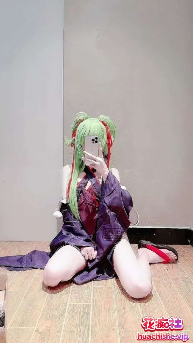 反差Cos白虎萝莉 ks小宅酱lhovo55 短视频合集 [67v+3g]