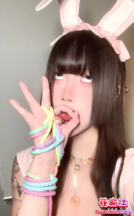 反差少女 不得惹iuueas 情趣道具露出精彩截图08