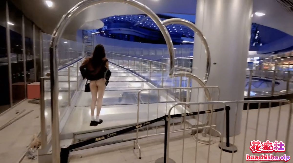 主人的任务 商场/马路/餐厅/公园各种露出精彩截图08