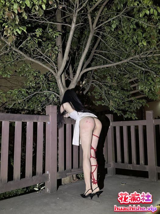 极品泄密 南京女大私拍被摄影师泄露精彩截图02