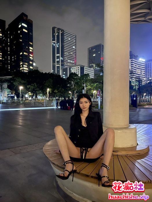极品泄密 南京女大私拍被摄影师泄露精彩截图06