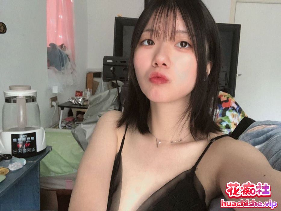 泄密 美女白炜彤被男友调教精彩截图05
