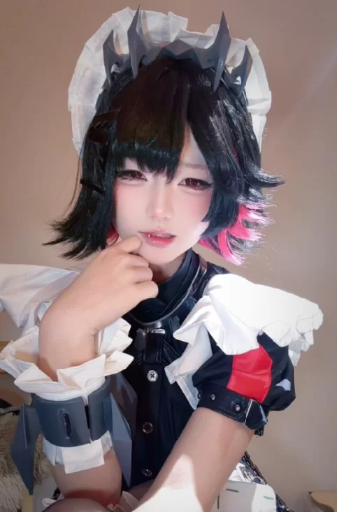 反差少女芃芃大人 视频精彩截图04