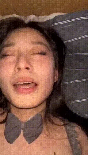 美女模特和富二代私密视频分手后曝光精彩截图03