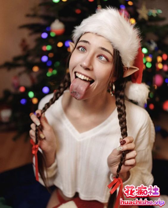 Onlyfans阿黑颜博主Juicygao 翻白眼吐舌头视频精彩截图03