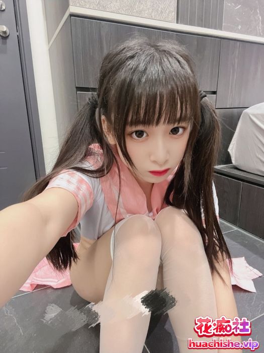 甜妹小萝莉小妮娜lolixninax视频精彩截图02