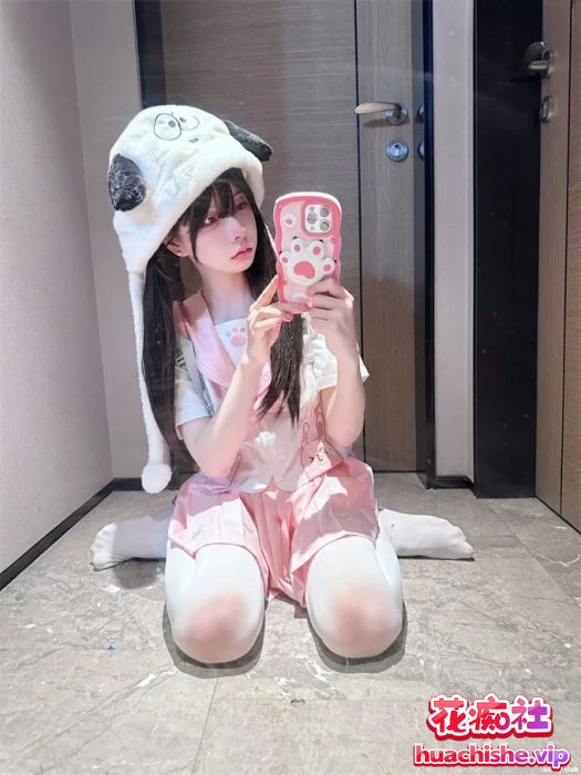 顶级双马尾萝莉 金钱钱(桐下爱希) 私拍精彩截图03