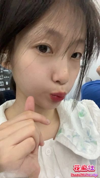 高颜值模特小姐姐和男友之间的泄密资源精彩截图12