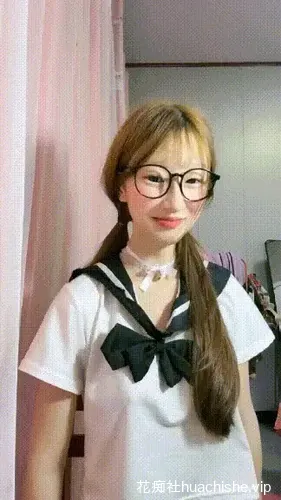 极品母狗萝莉【蛋黄QQ】直播精彩截图02