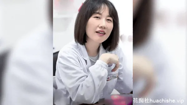 湖南人民医院副院长祖雄兵与眼科主任曾琦婚内出轨精彩截图03
