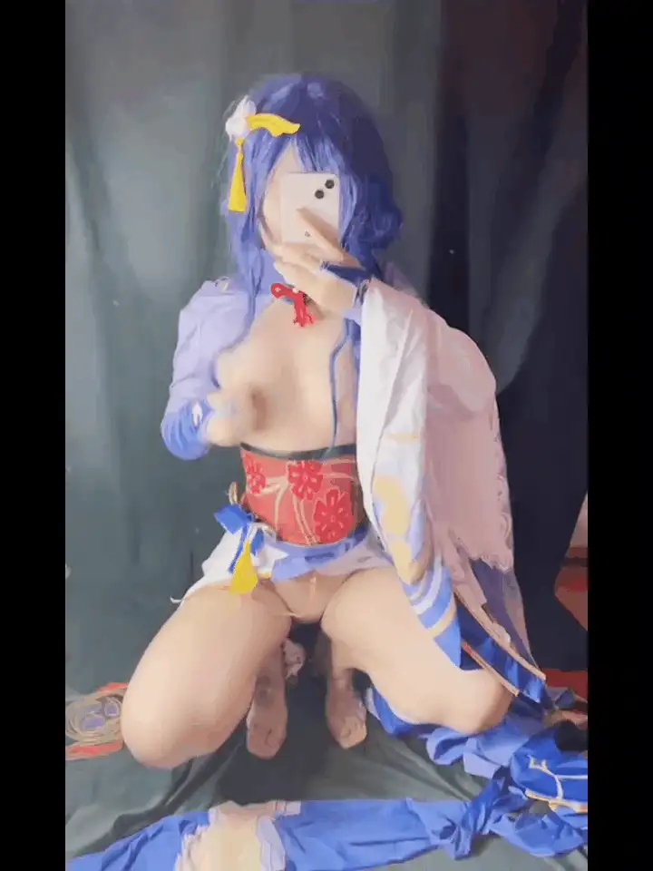 福利姬沐沐酱自拍自慰精彩截图02