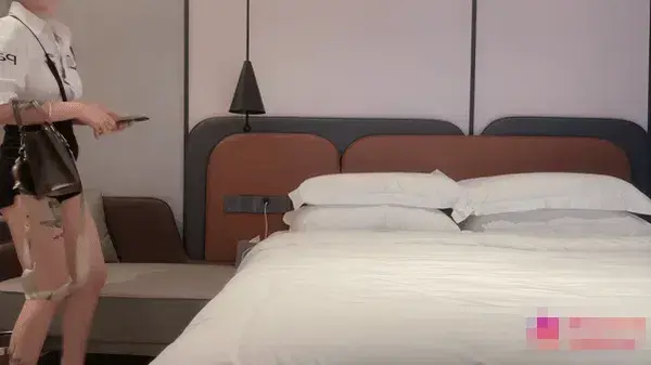 杏吧探花大神战神强哥花臂哥鞭妇侠高清视频精彩截图03