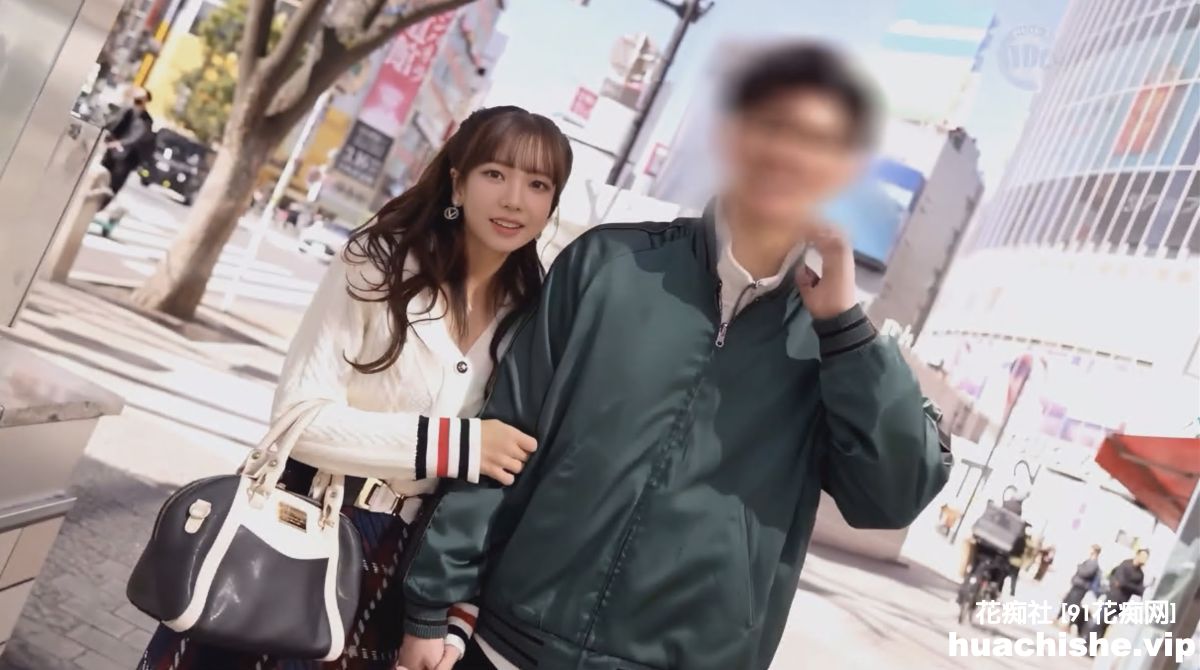 AI换脸刘知珉 3部视频精彩截图03