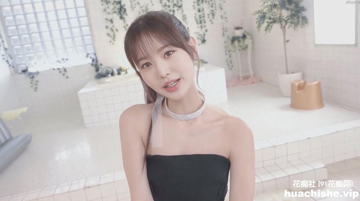 AI换脸张元英 3部视频精彩截图03